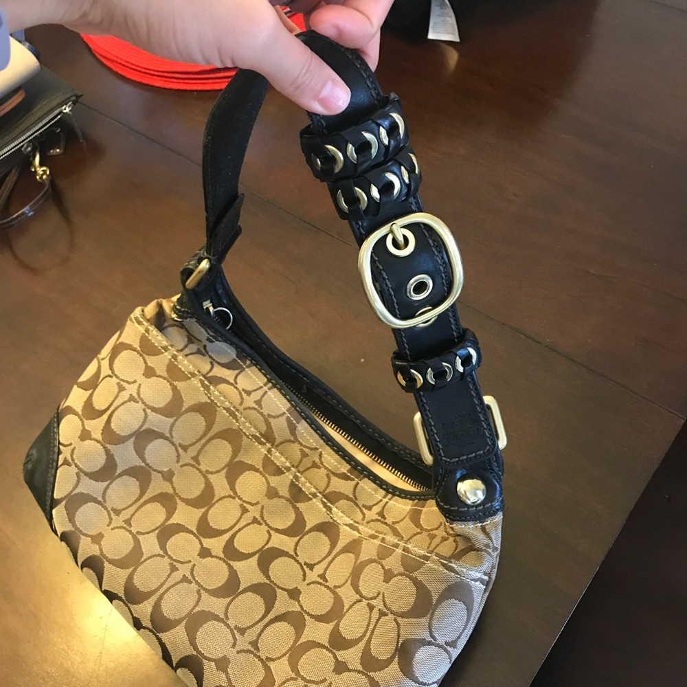 Coach Purse - Picture 2 of 7