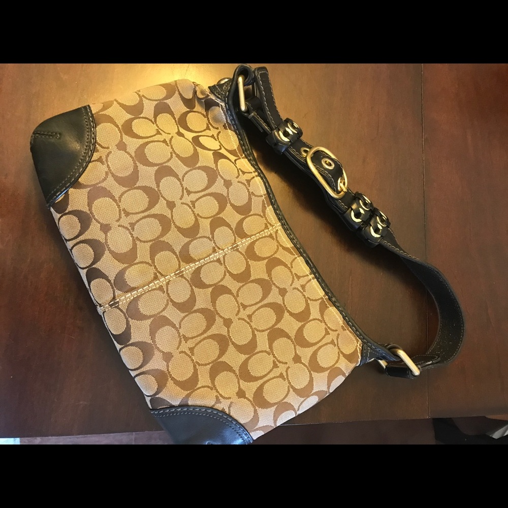 Coach Purse - Picture 6 of 7