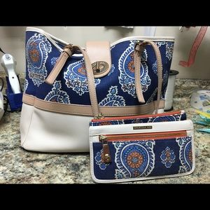 Spartina 449 turnkey Wallet & Emma wallet