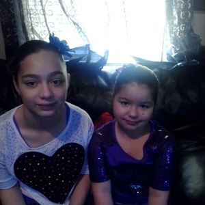 Meet your Posher, Leslie