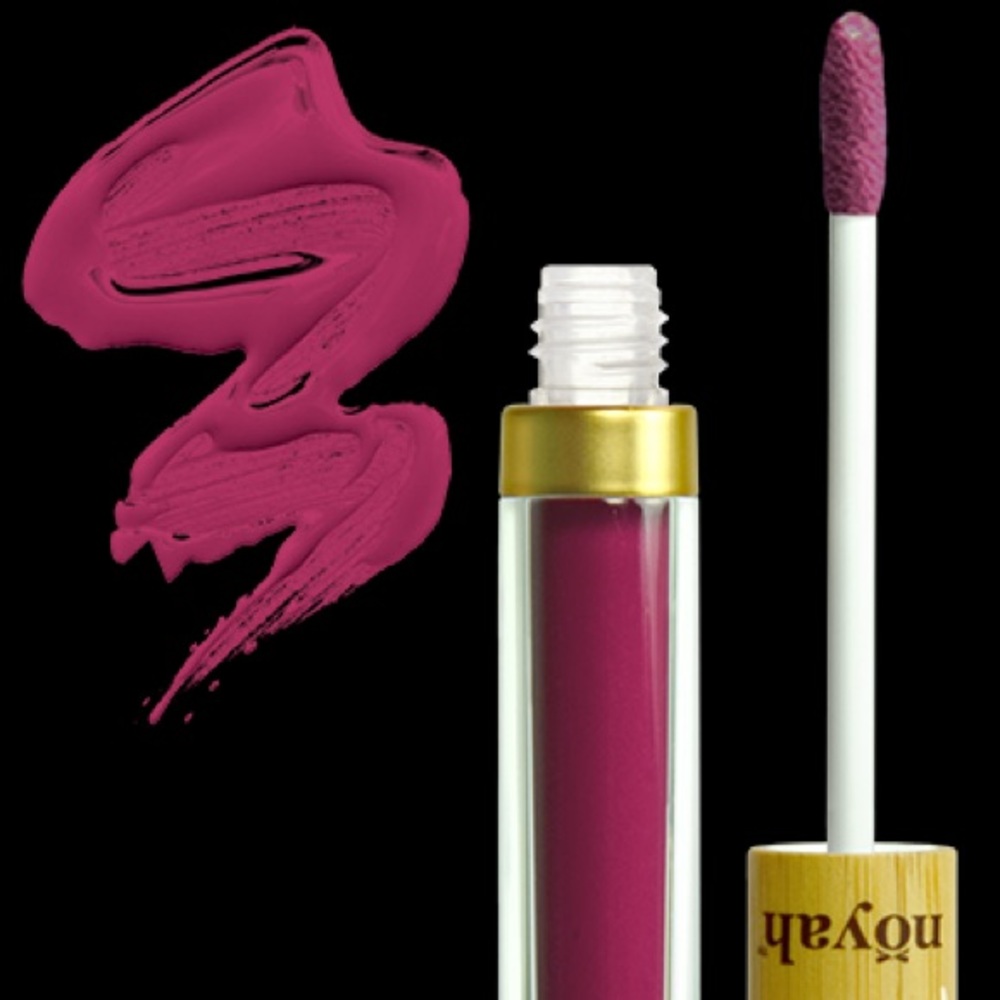 Nayah lip gloss