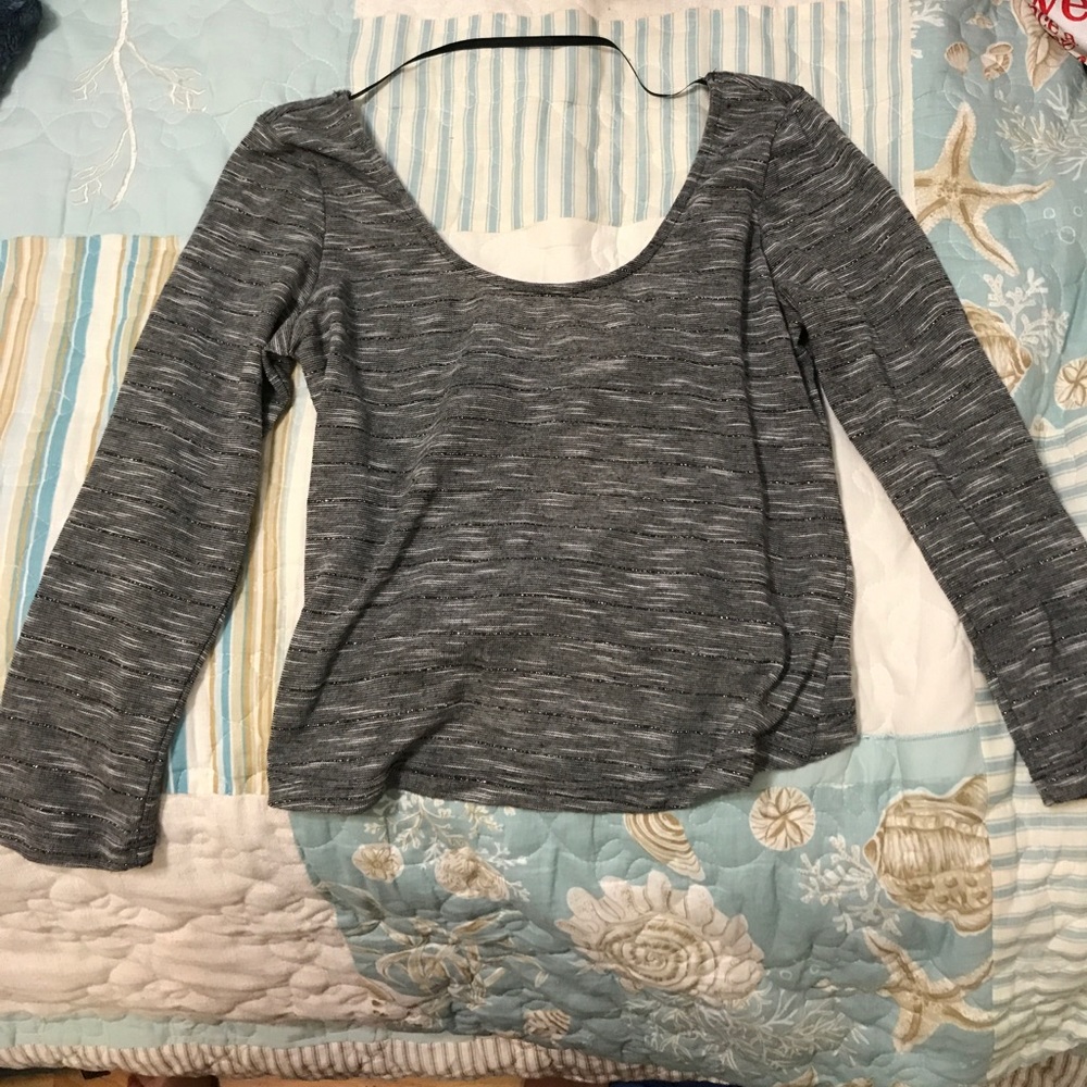 Sparkle and fade crop with 3/4 length sleeves