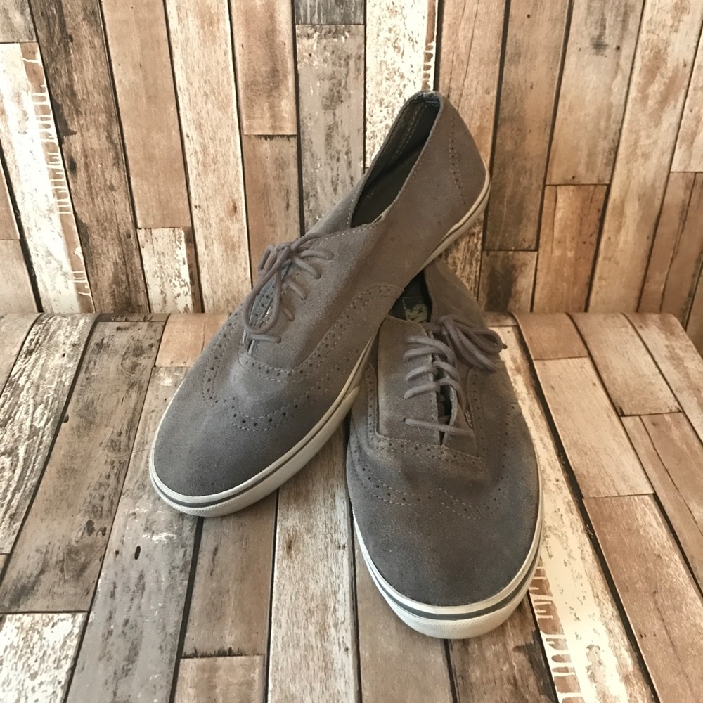 Vans suede shoe