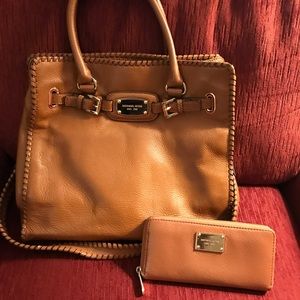 Michael Kors Handbag with Wallet - Luggage
