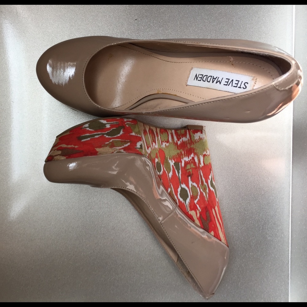 STEVE MADDEN WEDGES