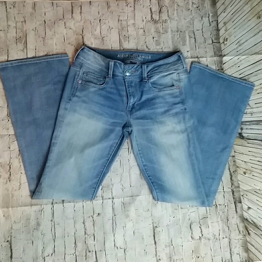 AE Kick Boot Jeans