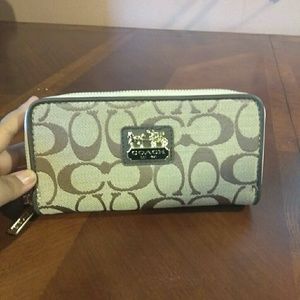 Coach wallet