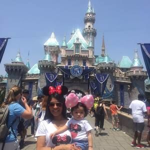 Meet your Posher, Ana