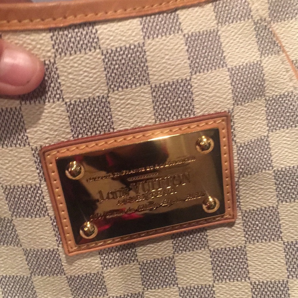 Louis Vuitton handbag - Picture 2 of 7