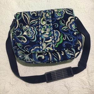Vera Bradley cross body bag.