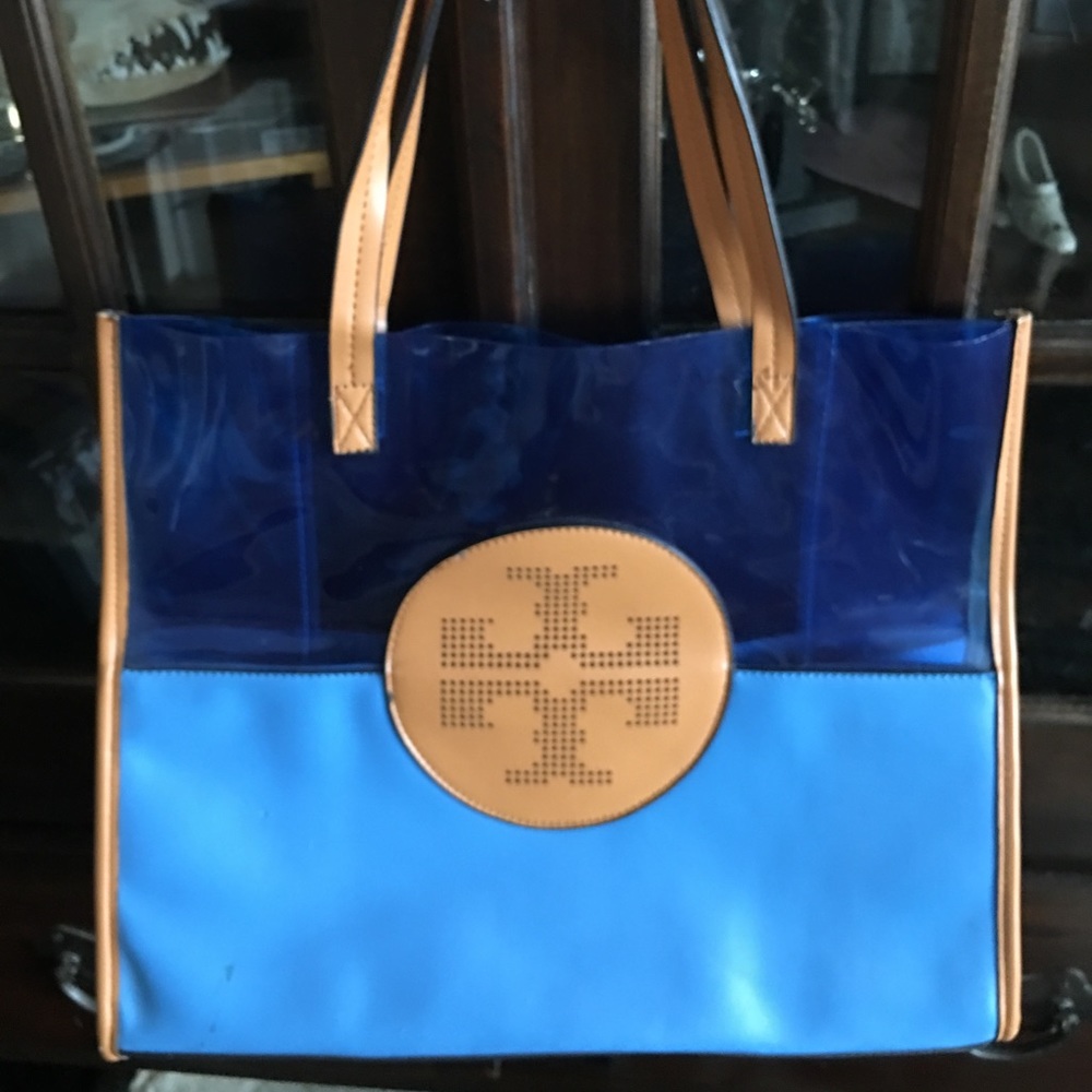 Super cute Tory Burch tote