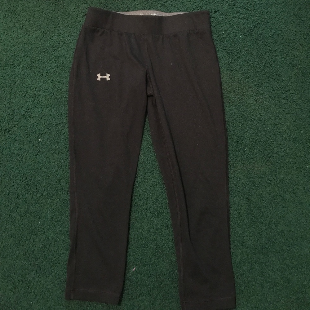 Under Armour 3/4 length workout pants