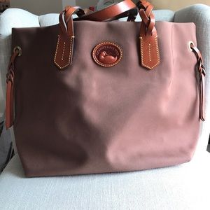 Dooney & Bourke Tote