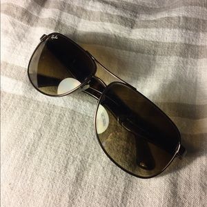 🌞 LIKE NEW UNISEX SQUARE AVIATOR RAY BANS 🌞