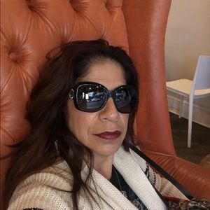 Meet your Posher, Flor