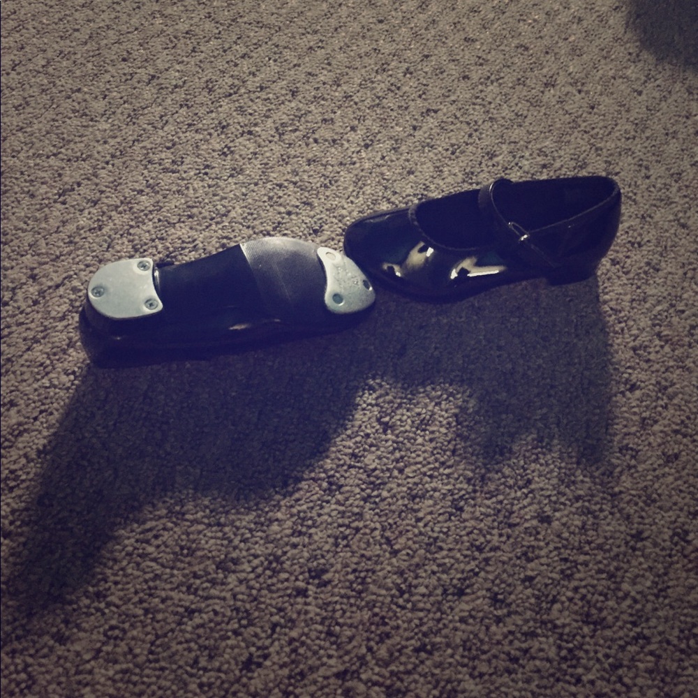 Toddler size 7 never used tap shoes