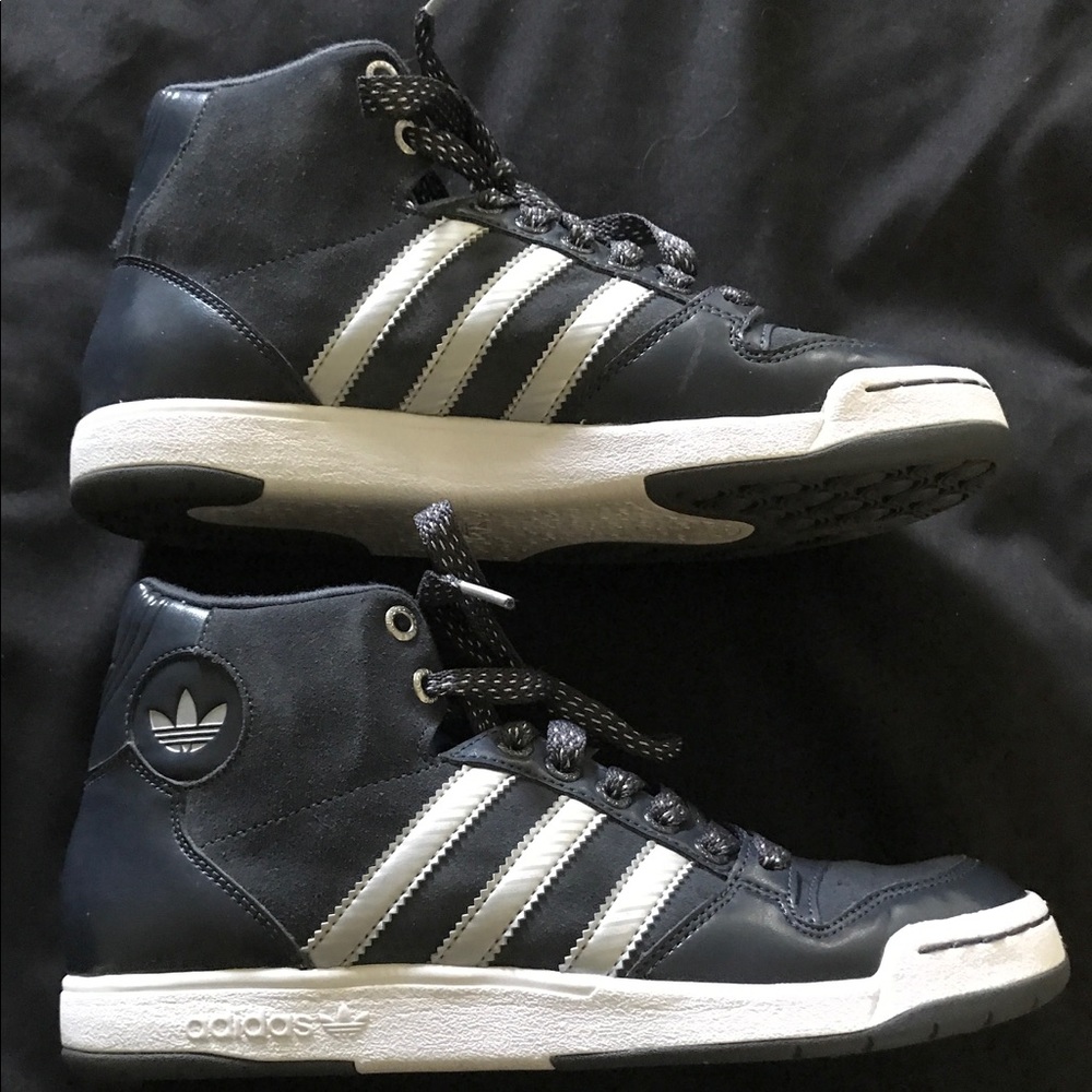 Women's Adidas Hightops size 7-1/2
