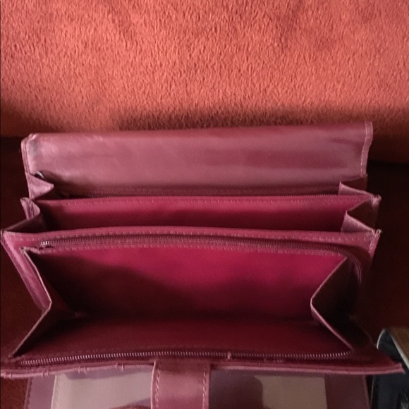 Wallets - Picture 4 of 6