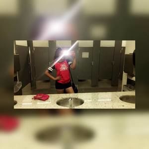 Meet your Posher, Yarely