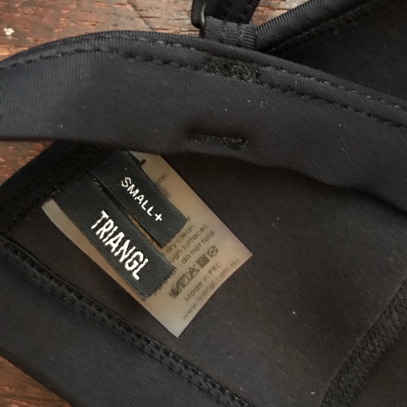 BLACK TWIGGY STARDUST TRIANGL TOP! - Picture 3 of 8