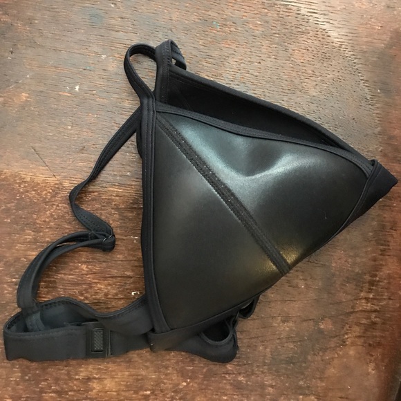 BLACK TWIGGY STARDUST TRIANGL TOP! - Picture 4 of 8