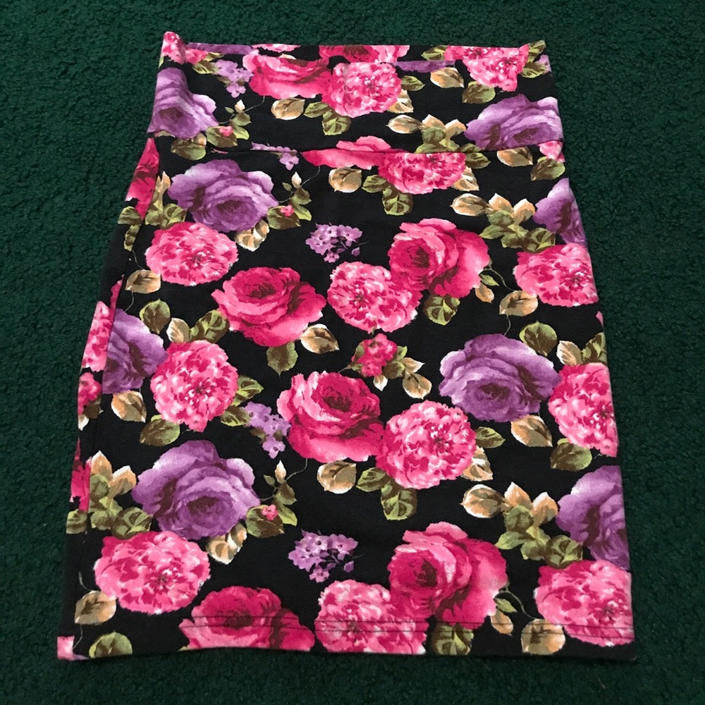 Forever 21 Floral Mini Skirt