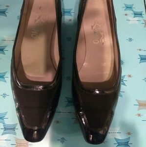 Salvatore Ferragamo Ladies Shoes 8.5AA