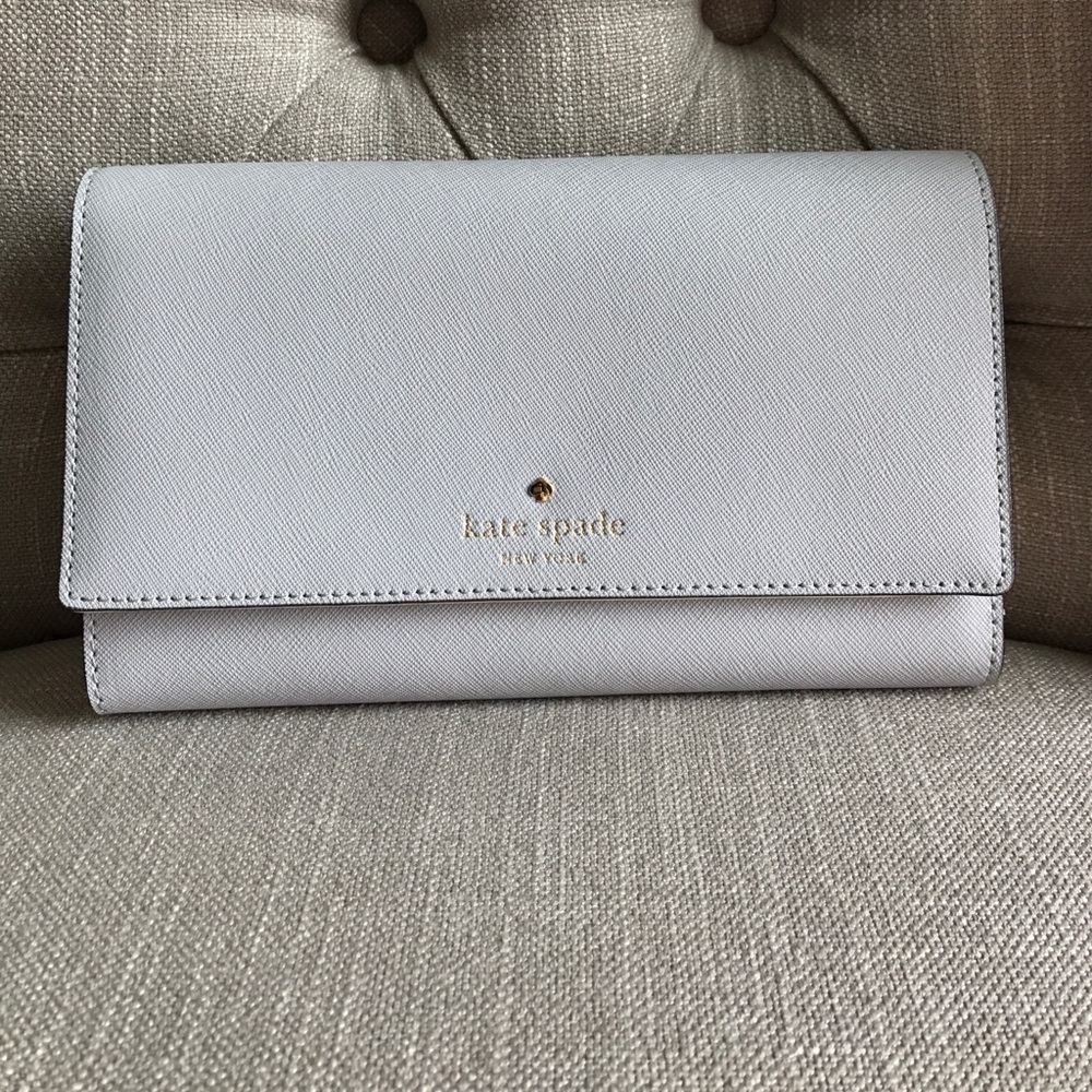 Kate Spade ♠️ travel wallet
