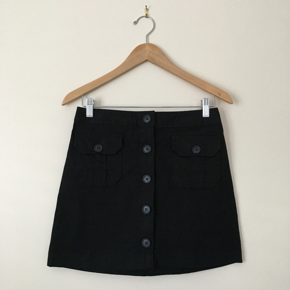Black Gap Button Front Skirt