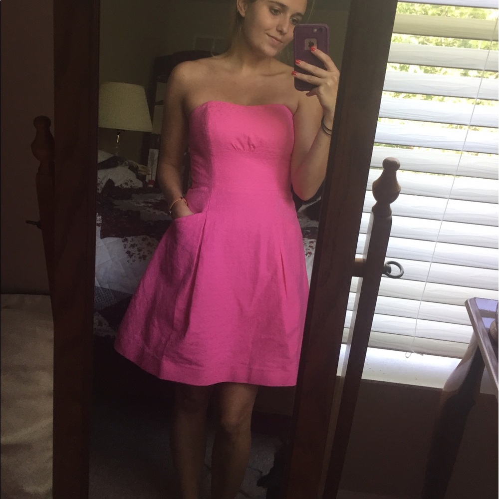 Pink Lilly Pulitzer Dress 💕🛍