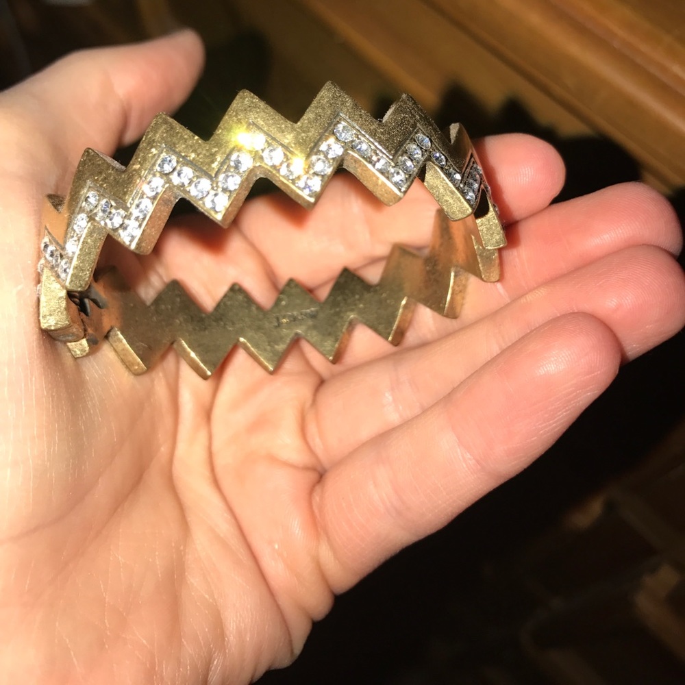 Clasp bangle - Picture 2 of 3