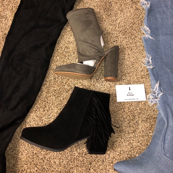 Black Tassel Bootie | PRICE IS FIRM - Picture 6 of 7