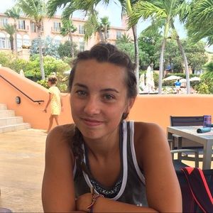 Meet your Posher, Kaitlyn