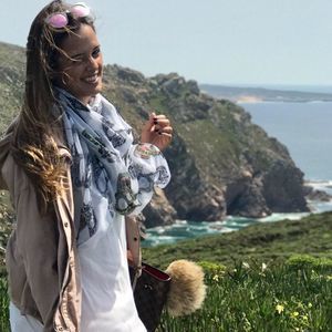 Meet your Posher, Victoria