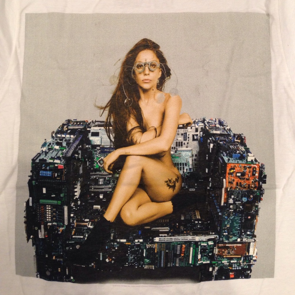 Lady Gaga Tee