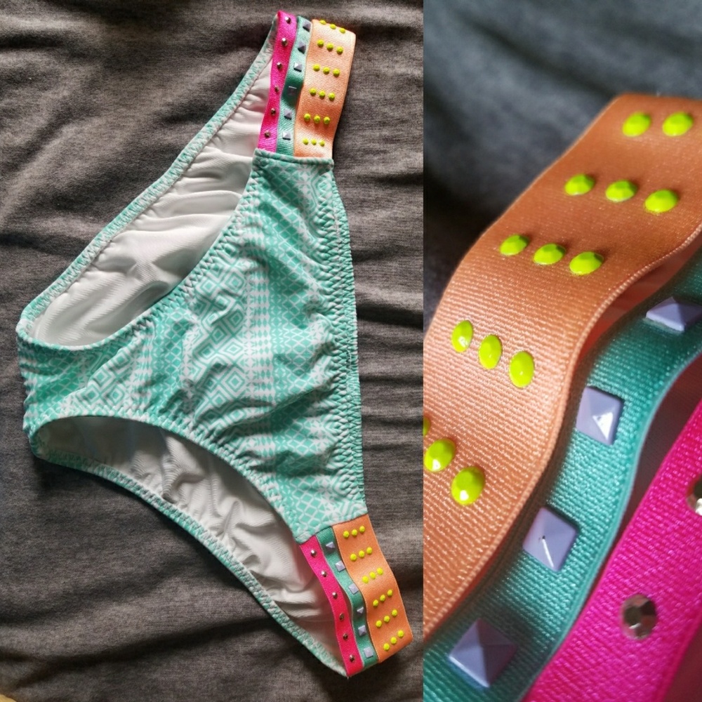 Victoria's secret bikini bottom