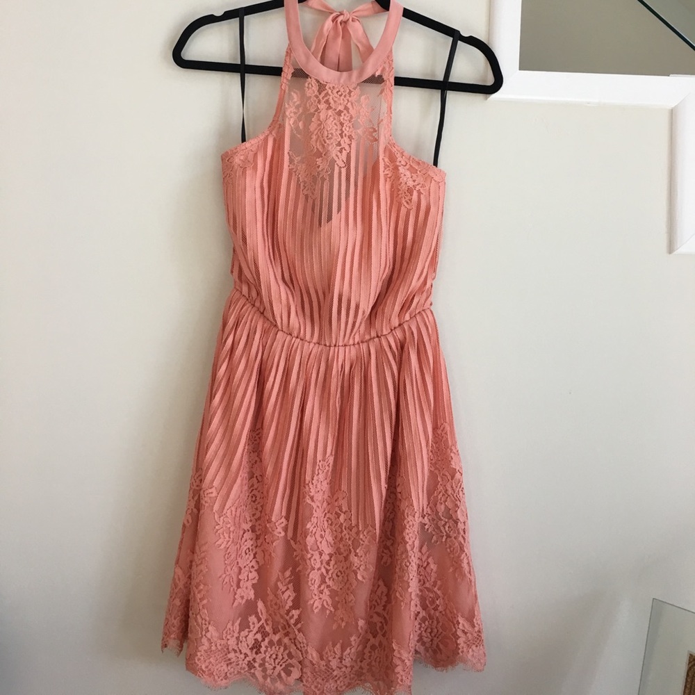 Bebe dress