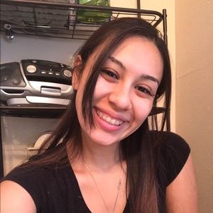 Meet your Posher, Madelyn