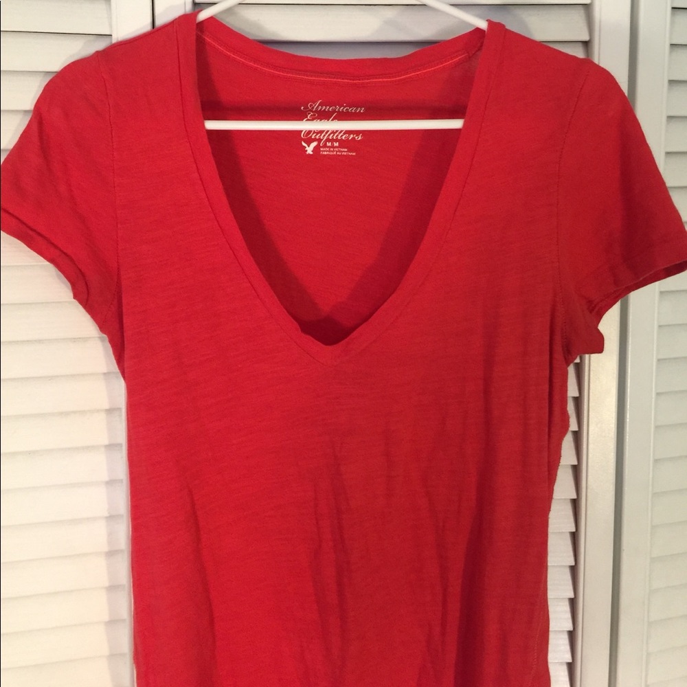 Red American Eagle solid Tee