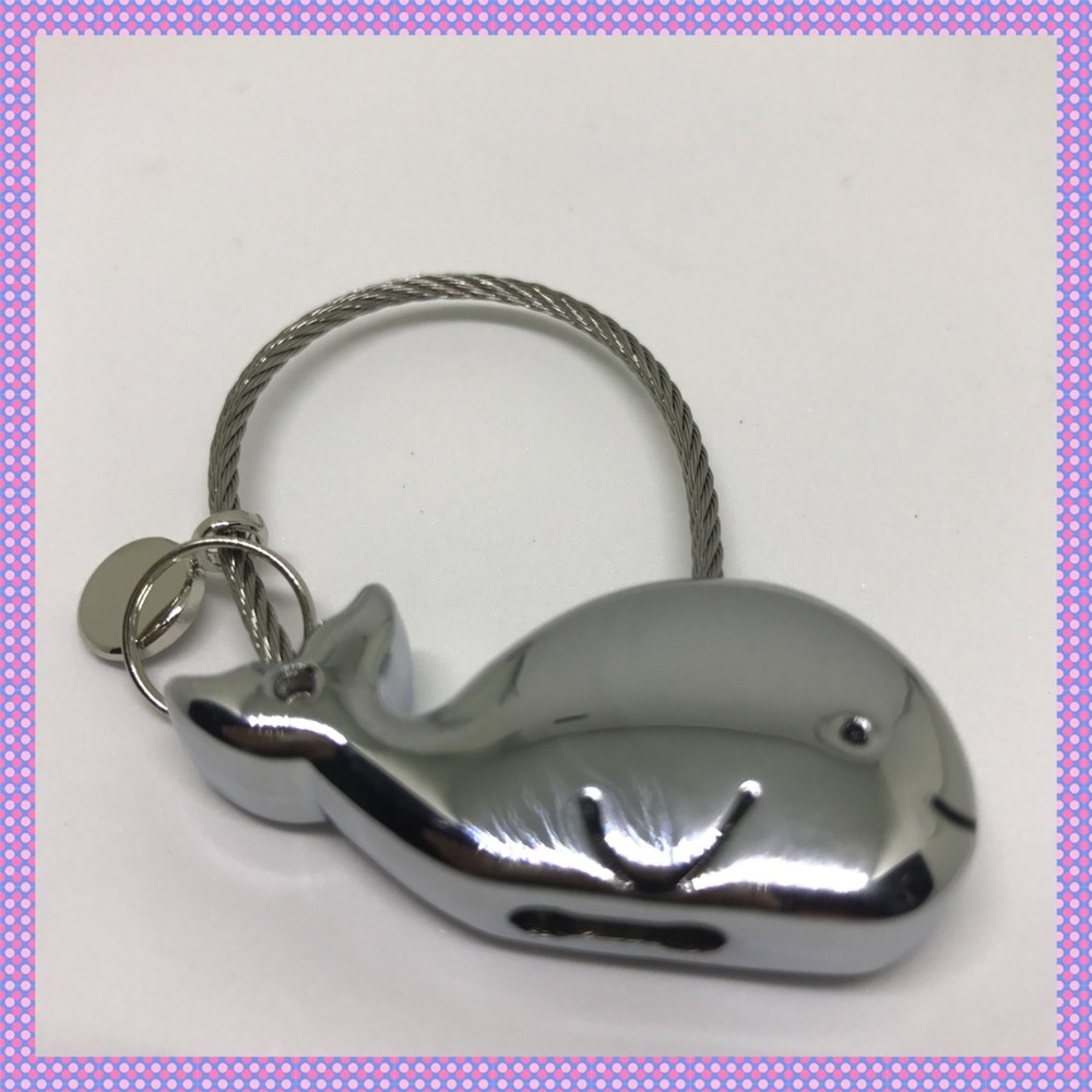 🐳ADORABLE Two-Piece Whale Keychains🐳 - Picture 3 of 4