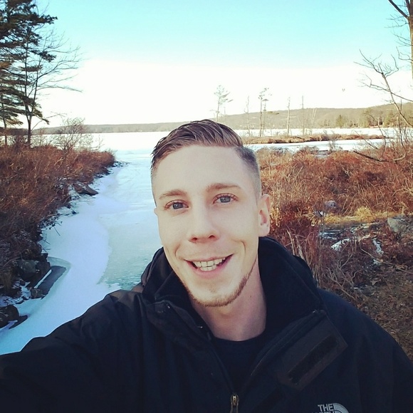 Meet your Posher, Robert as ItSimplyMine - Picture 2 of 5