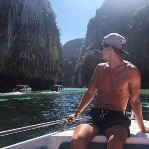 Meet your Posher, Eugene