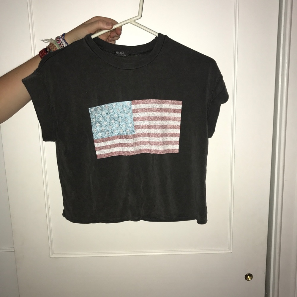 Gray American flag tee