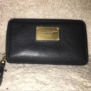 Marc Jacobs wristlet with phone compartment