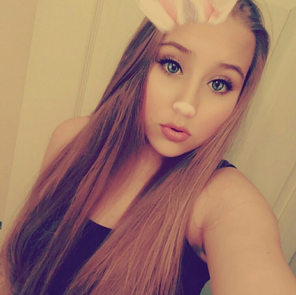 Meet your Posher, Ashley - Picture 3 of 3