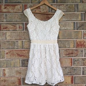 American Eagle Lace Dress