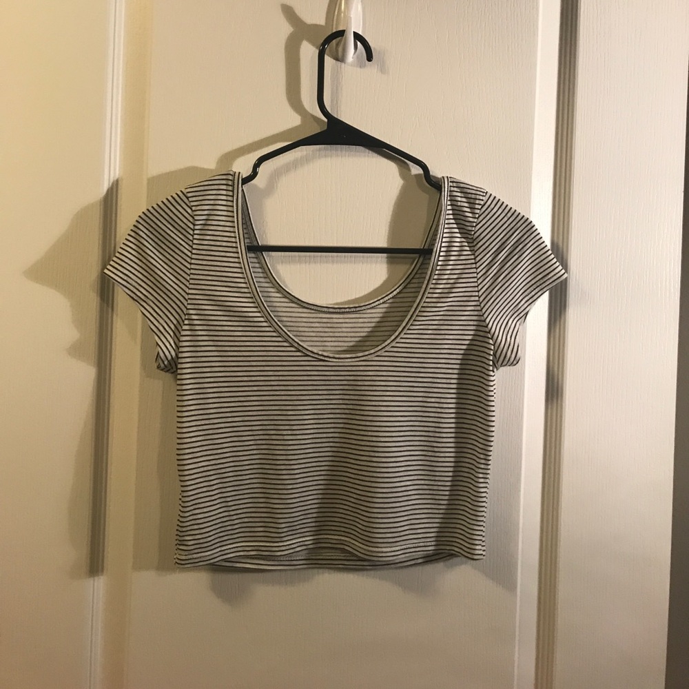 Striped crop top! Perfect for summer!