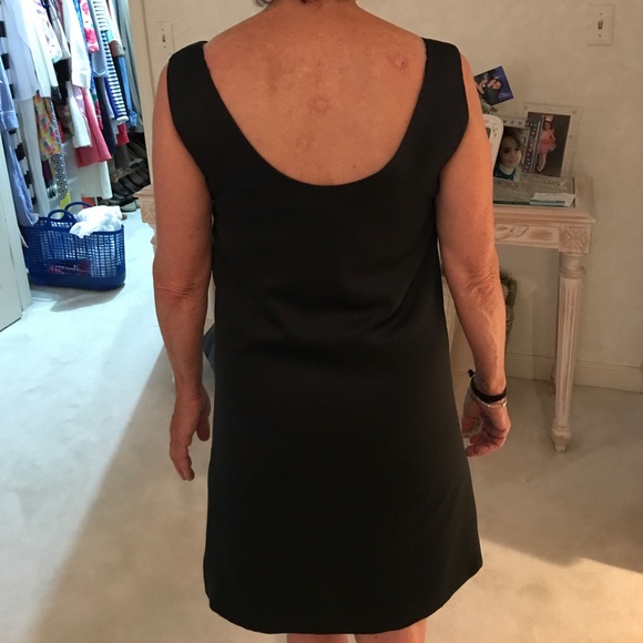 LBD ALERT! - Picture 2 of 2