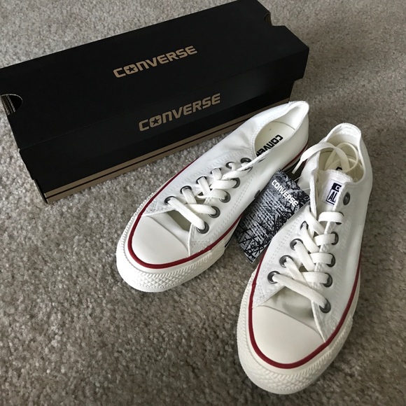 Converse Shoes - NWT Converse Chuck Taylor ombré wash low tops