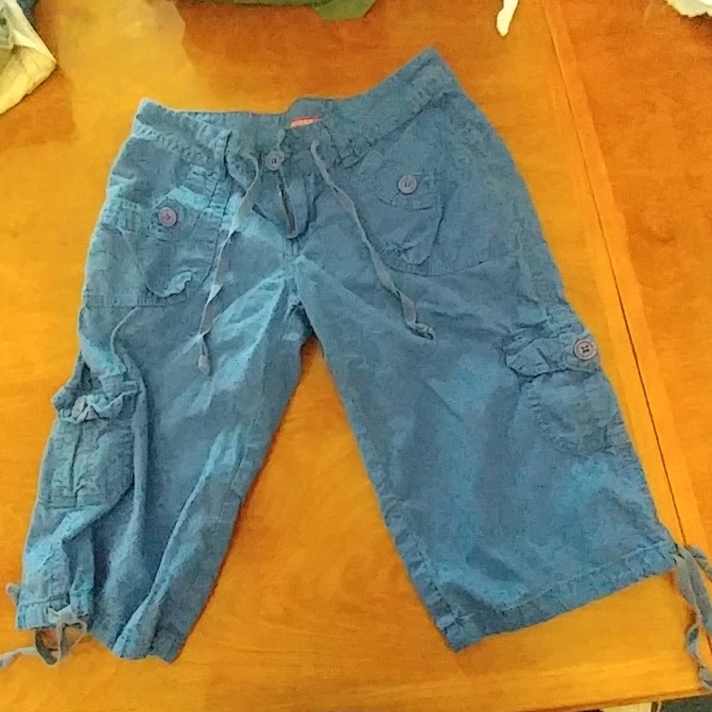 Blue Unionbay Capri Shorts with drawstring